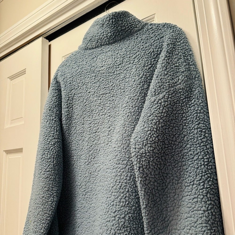 American Eagle—Soft Blue Fleece Jacket - Picture 6 of 7